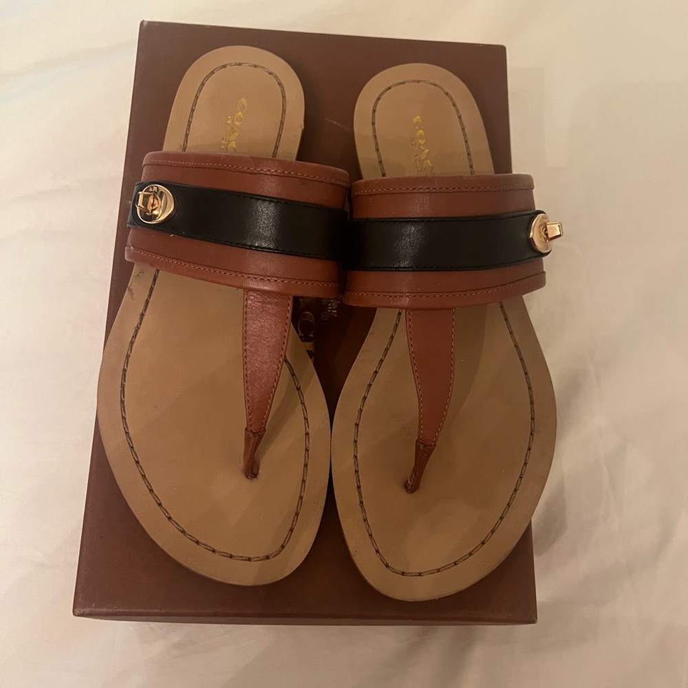 Coach size 7 Eileen Semi Mat Sandal
